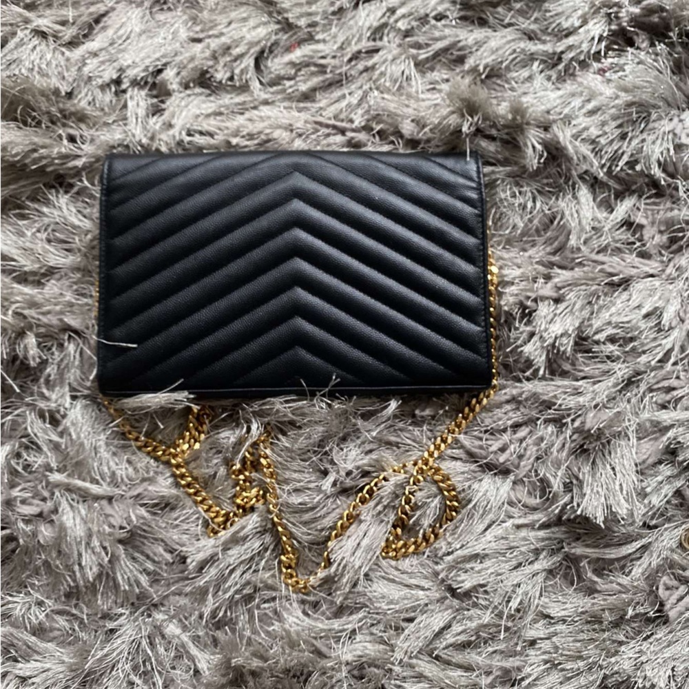 YSL CASSANDRE MATELASSÉ CHAIN WALLET IN GRAIN DE POUDRE EMBOSSED LEATHER - Picture 3 of 5